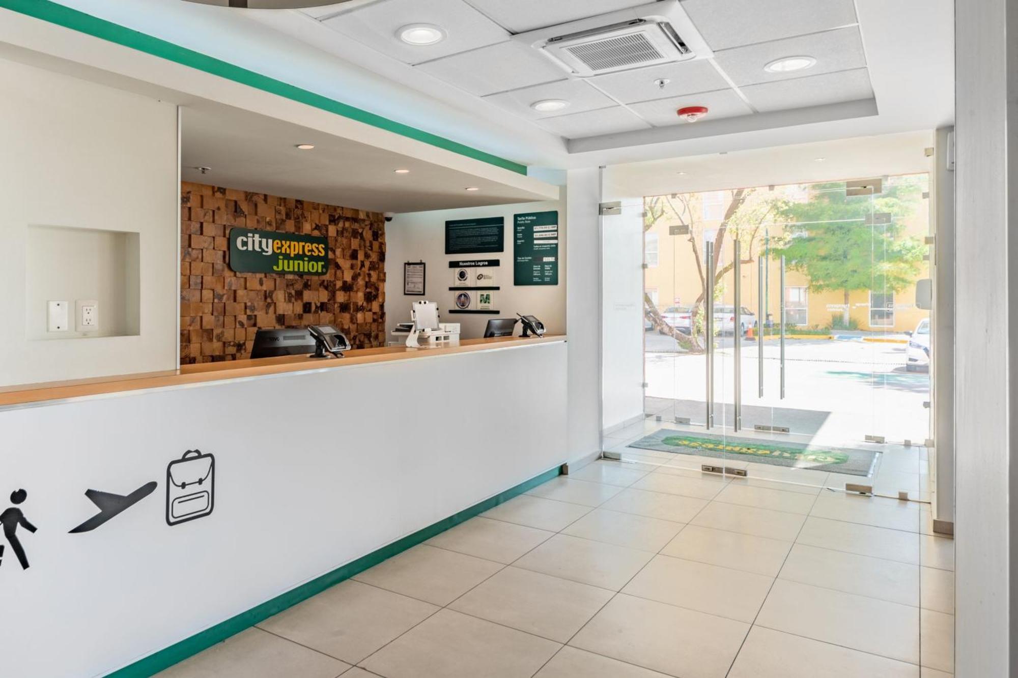 City Express Junior By Marriott Villahermosa Ngoại thất bức ảnh